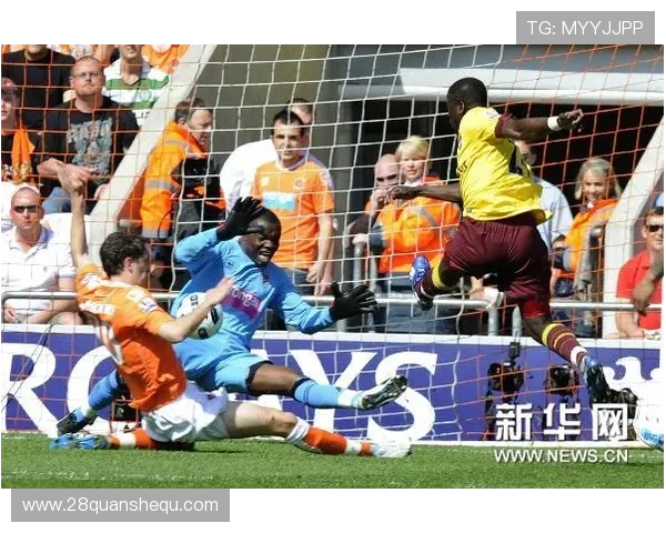 布莱克浦足球俱乐部历史与发展探析：从创立到英超梦想的追寻